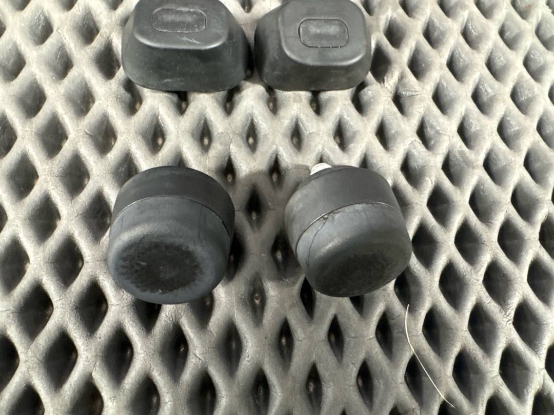 Упор багажника, 680 рублей, Красноярск