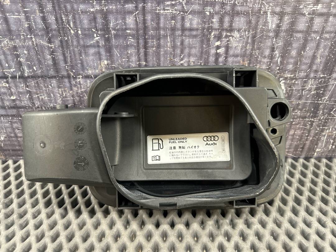 Лючок бензобака, 1260 рублей, Красноярск