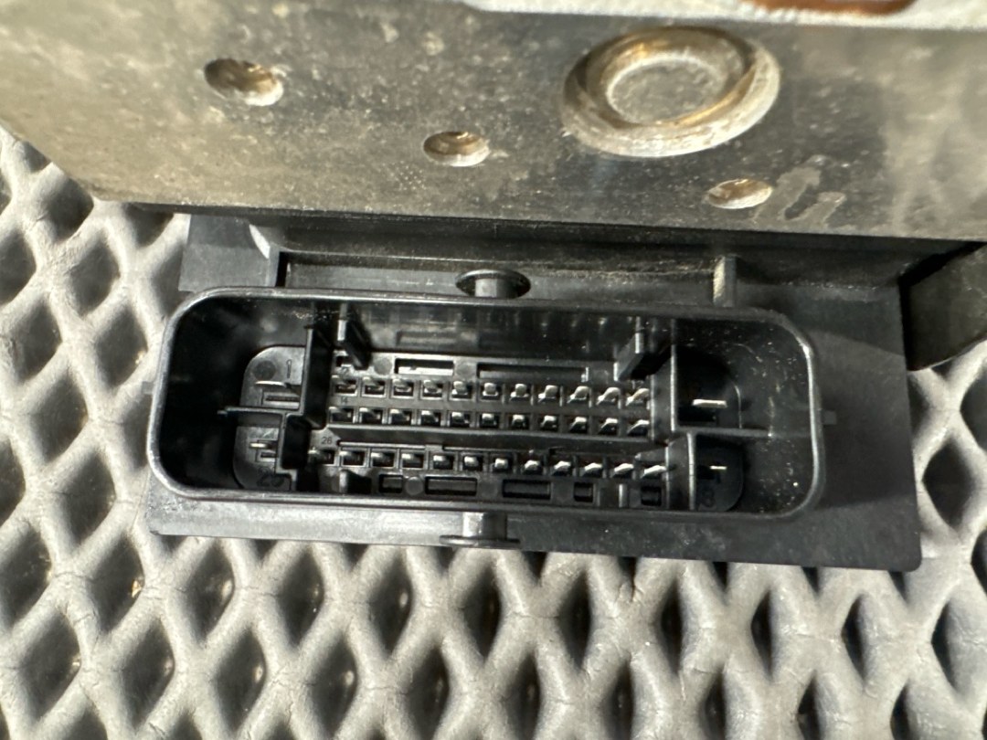 Блок ABS, 5440 рублей, Красноярск