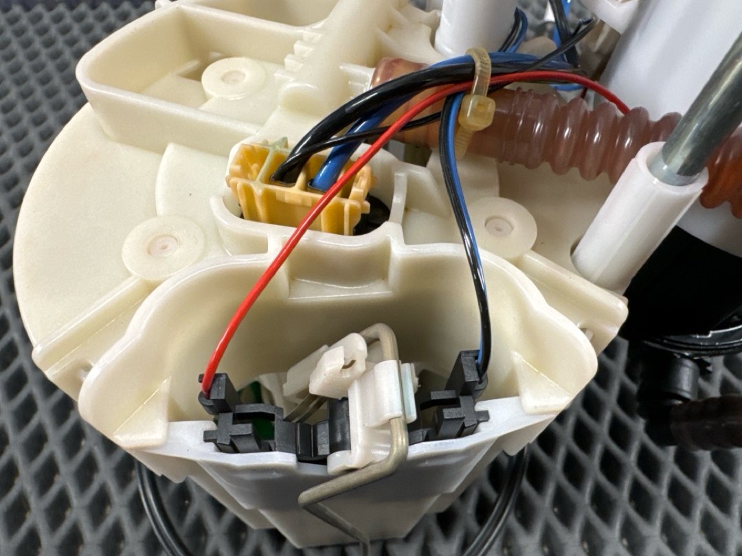 Бензонасос, 5310 рублей, Красноярск