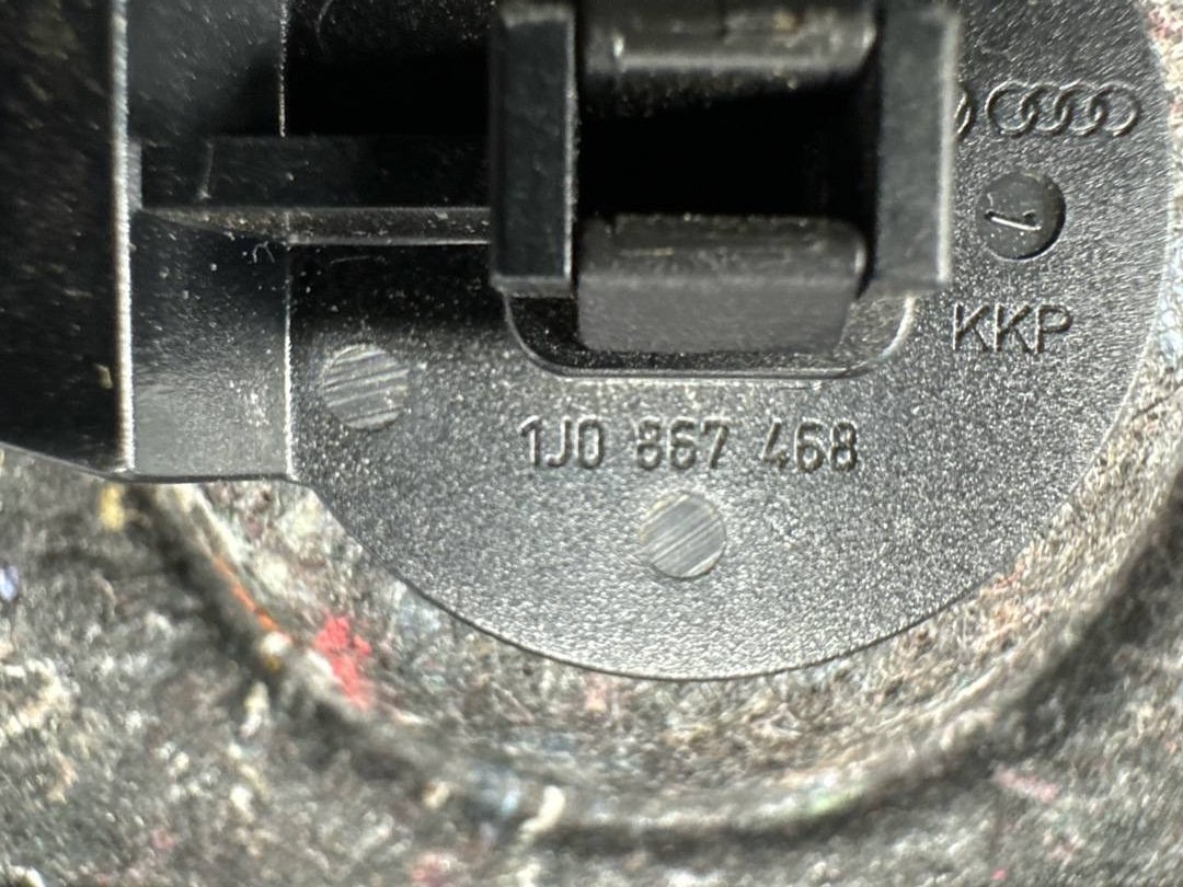 Обшивка багажника, 540 рублей, Красноярск