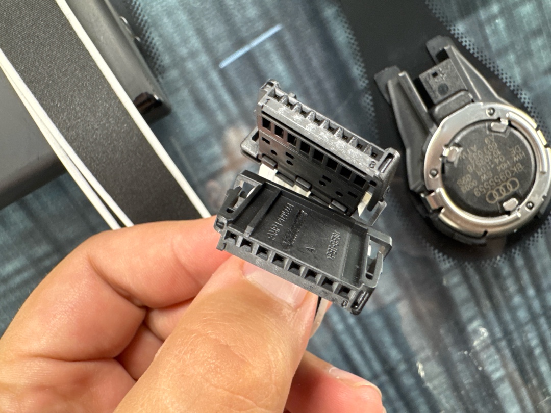 Стекло лобовое, 9840 рублей, Красноярск