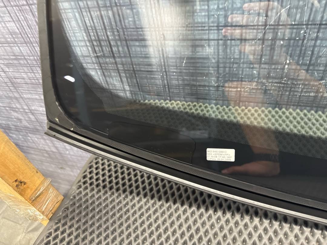 Стекло лобовое, 9840 рублей, Красноярск