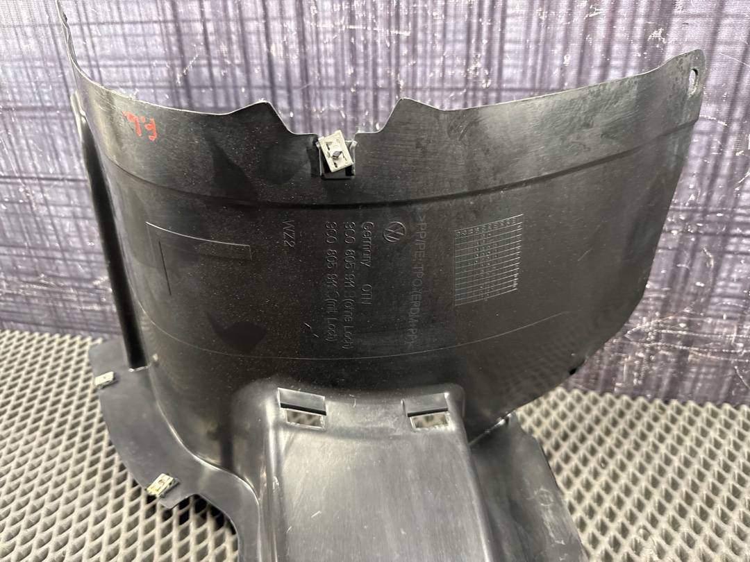 Подкрылок, 2520 рублей, Красноярск