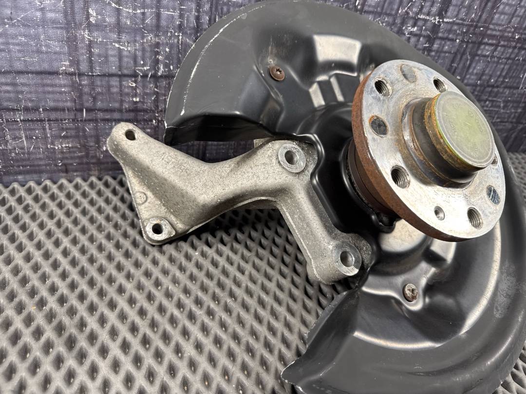 Поворотный кулак, 3430 рублей, Красноярск