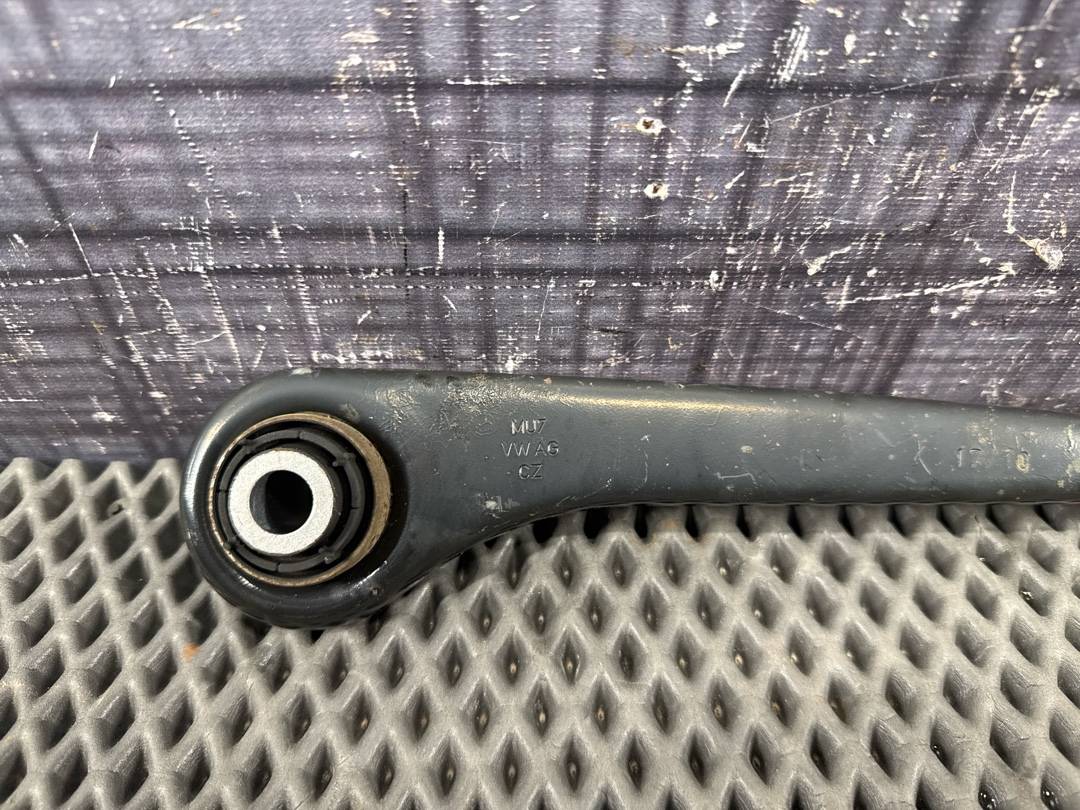 Рычаг подвески, 1520 рублей, Красноярск