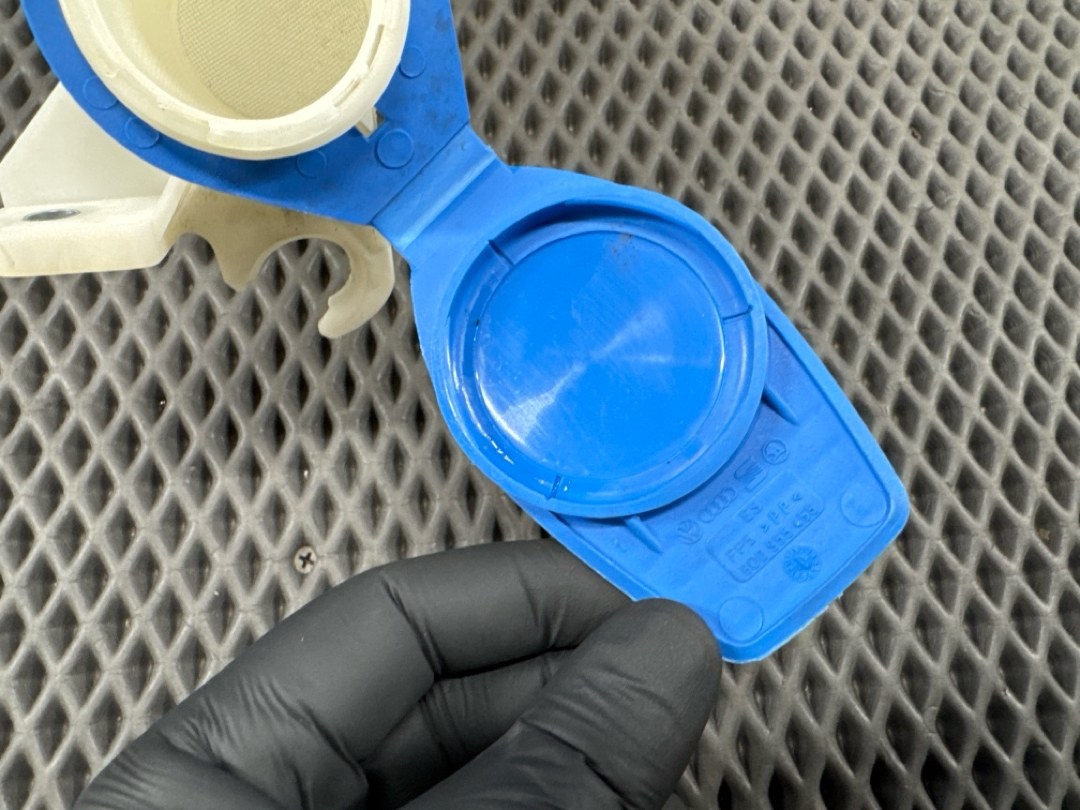 Бачок омывателя, 3370 рублей, Красноярск