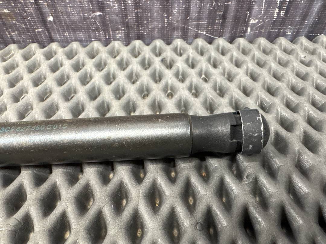 Амортизатор багажника, 880 рублей, Красноярск