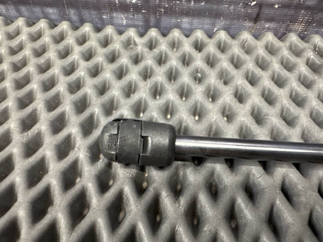 Амортизатор багажника, 880 рублей, Красноярск