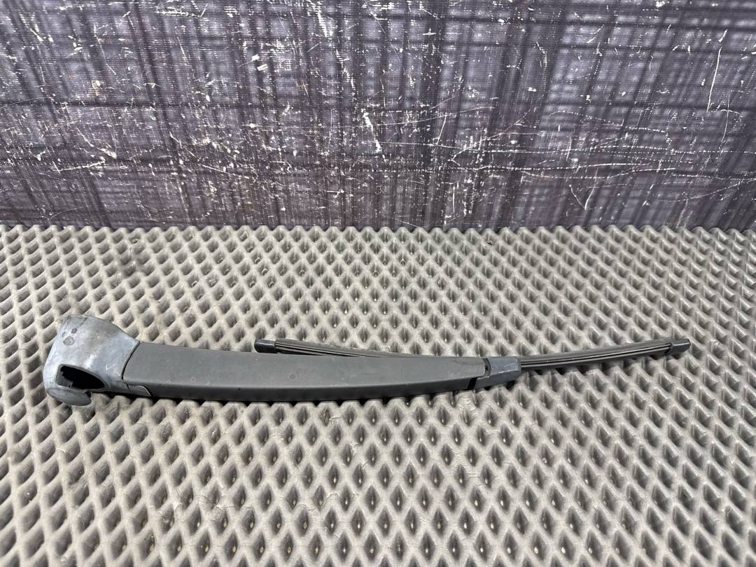 Дворник, 1720 рублей, Красноярск