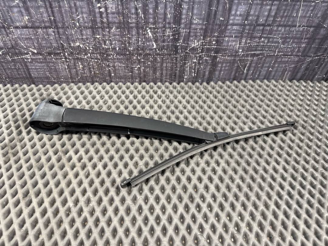 Дворник, 1720 рублей, Красноярск