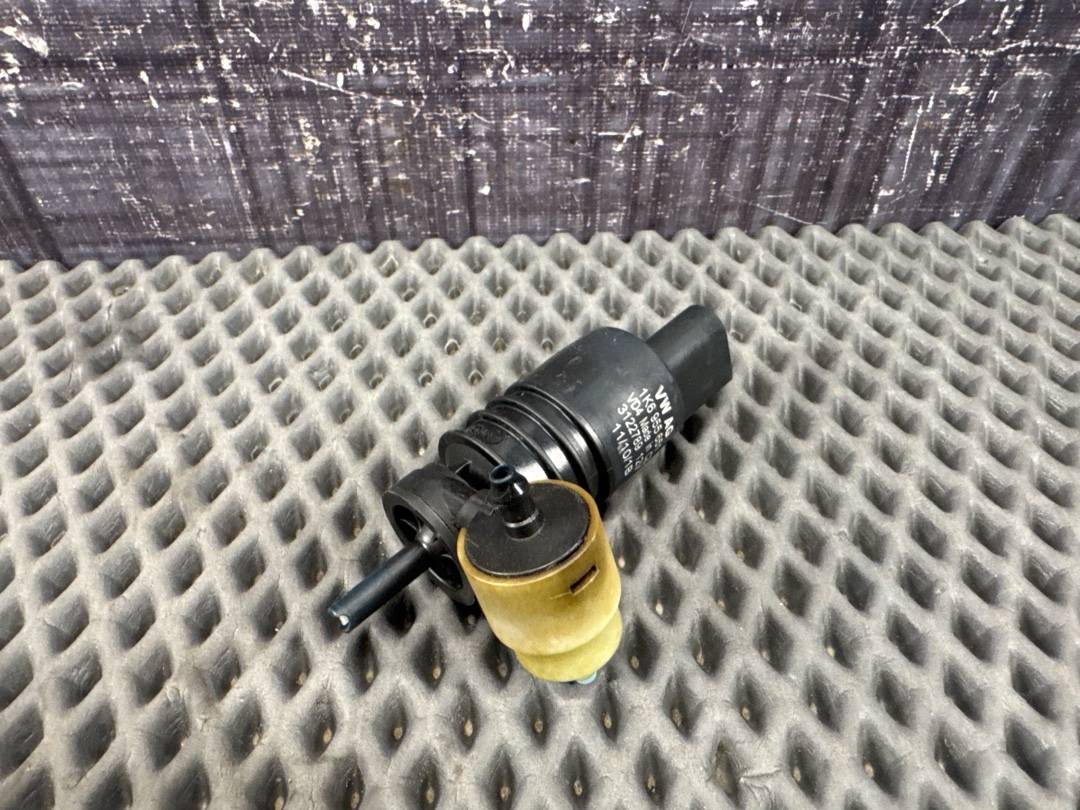 Мотор бачка стеклоомывателя, 980 рублей, Красноярск