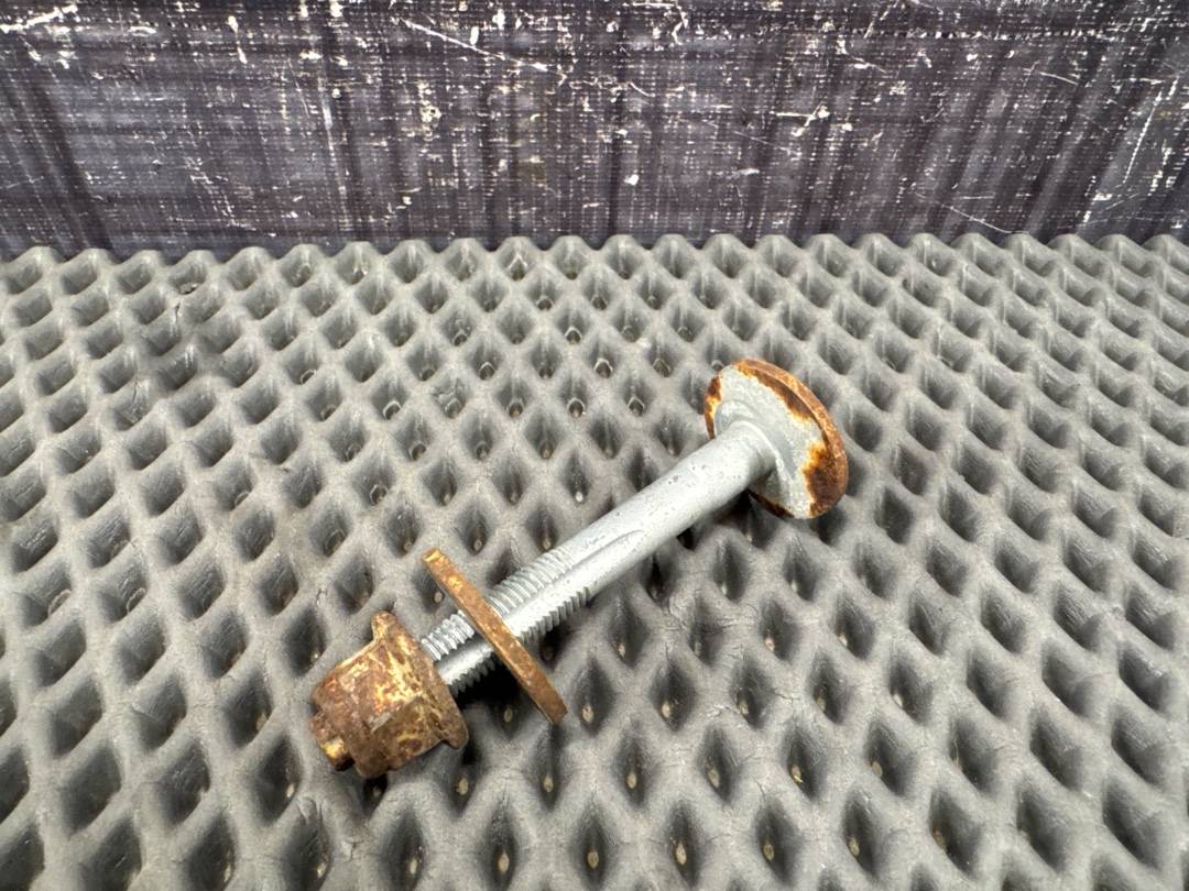 Болт развальный, 710 рублей, Красноярск