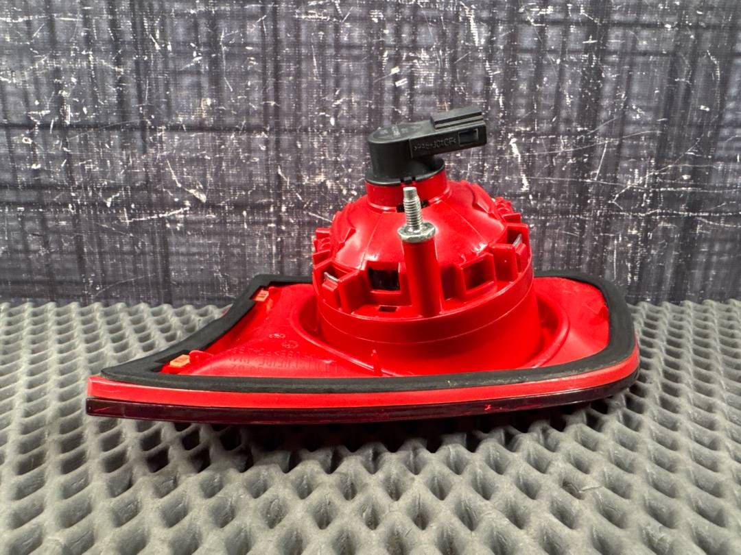 Фонарь в крышку багажника, 3860 рублей, Красноярск