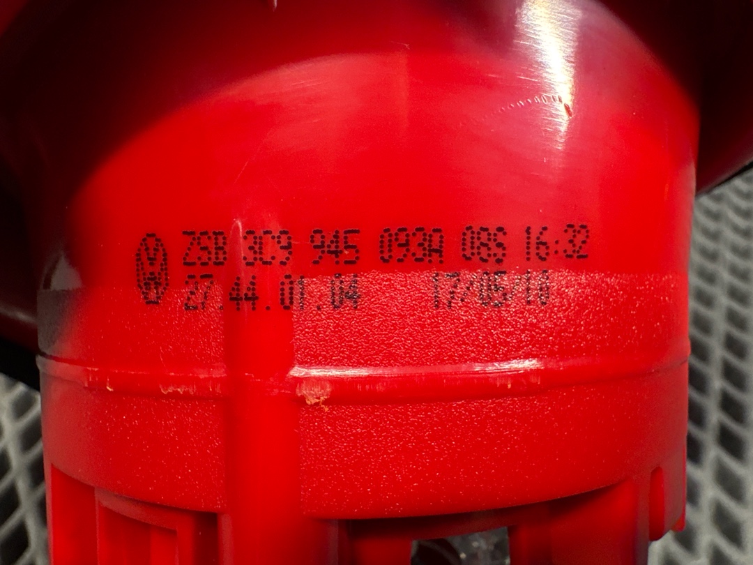 Фонарь в крышку багажника, 3860 рублей, Красноярск