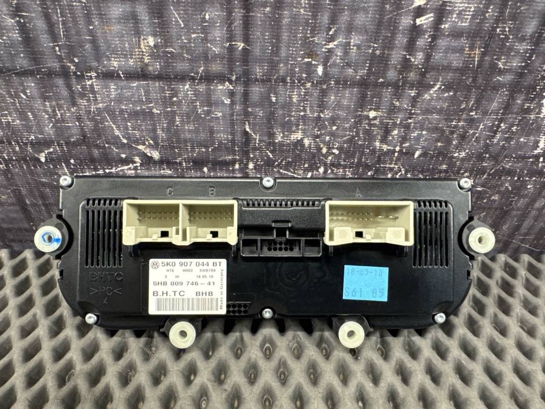 Блок управления климат-контролем, 3520 рублей, Красноярск