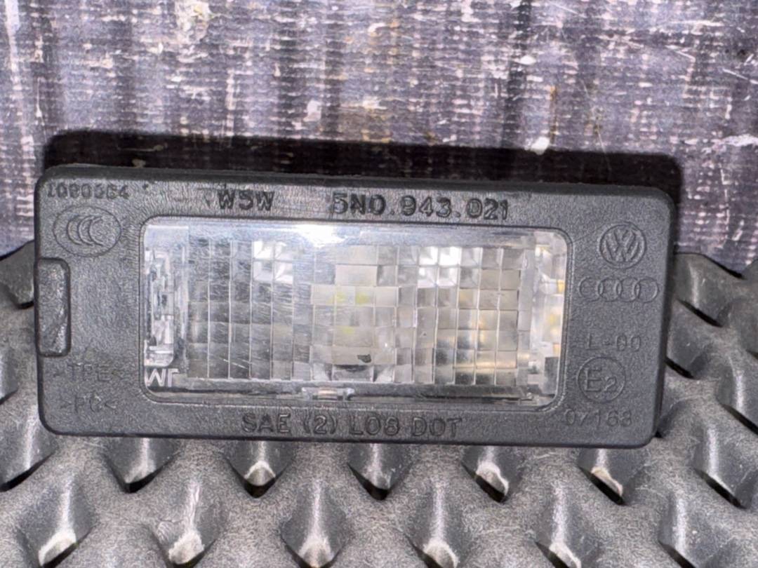 Плафон подсветки номера, 630 рублей, Красноярск