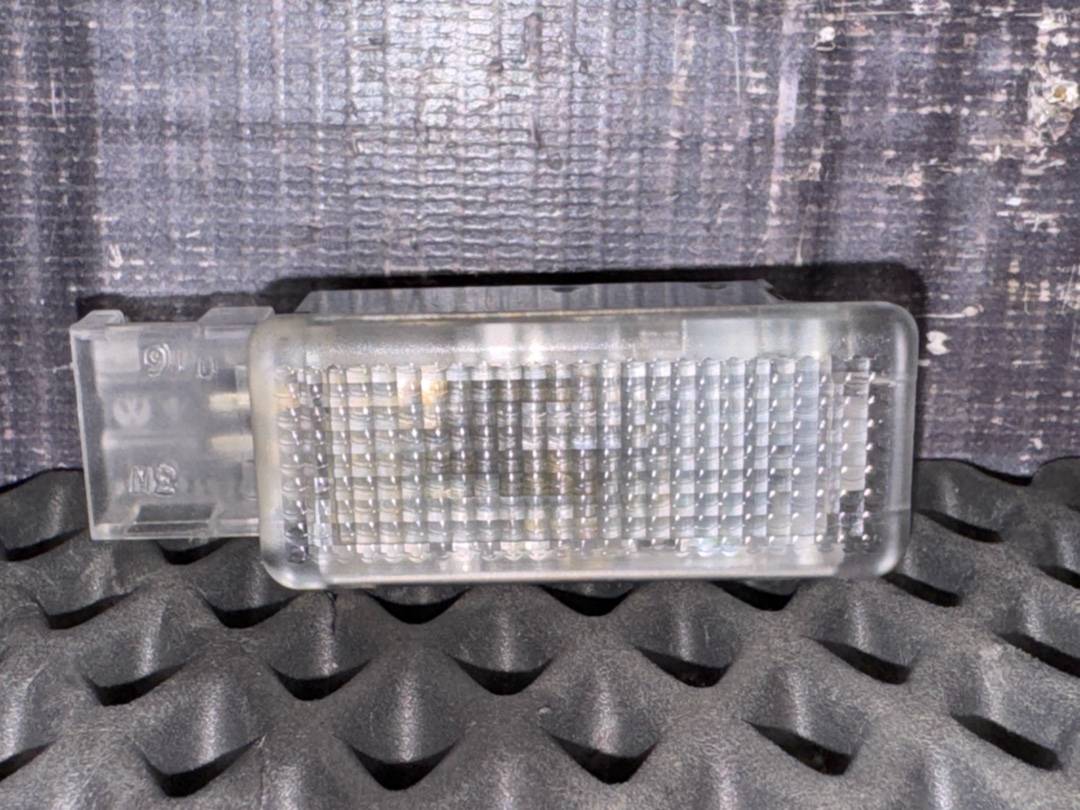 Плафон салона, 360 рублей, Красноярск