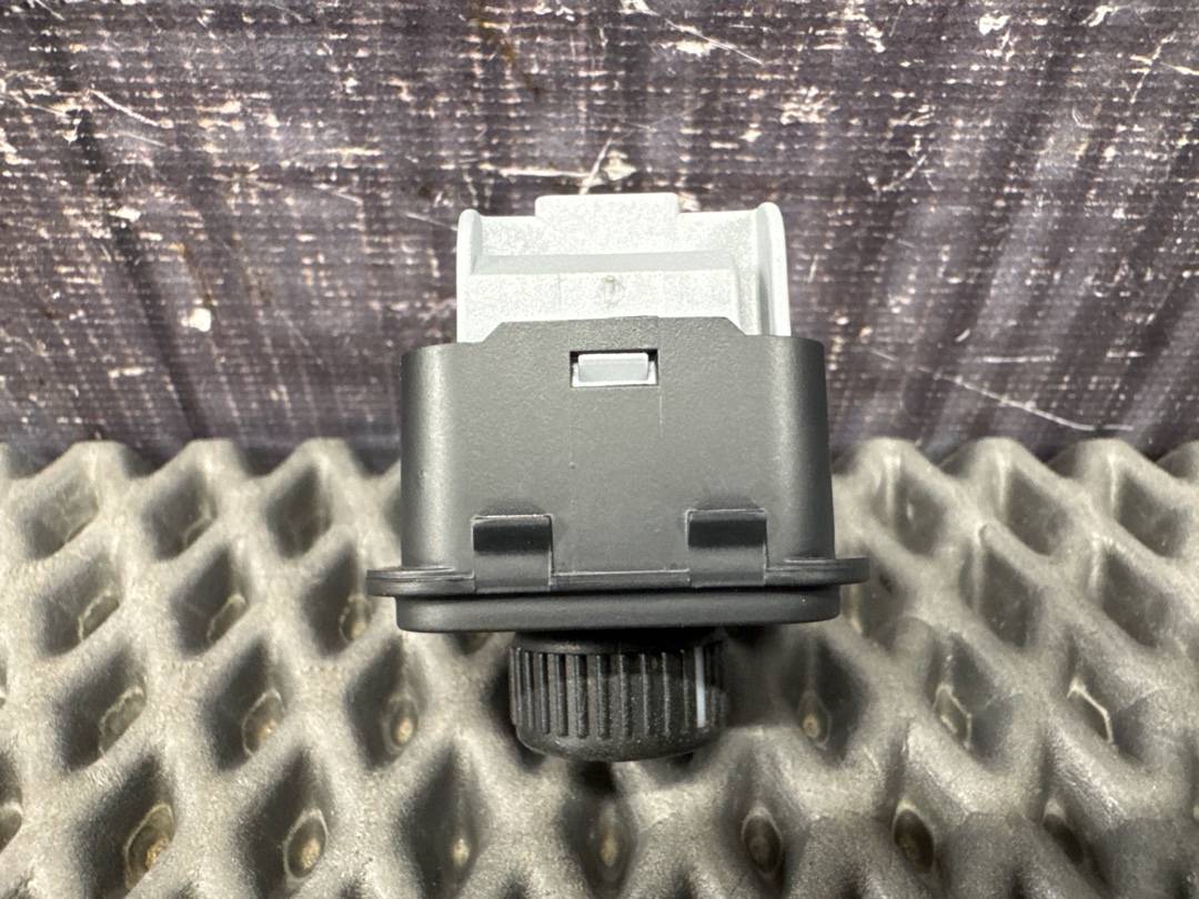 Кнопка регулировки зеркал, 1670 рублей, Красноярск