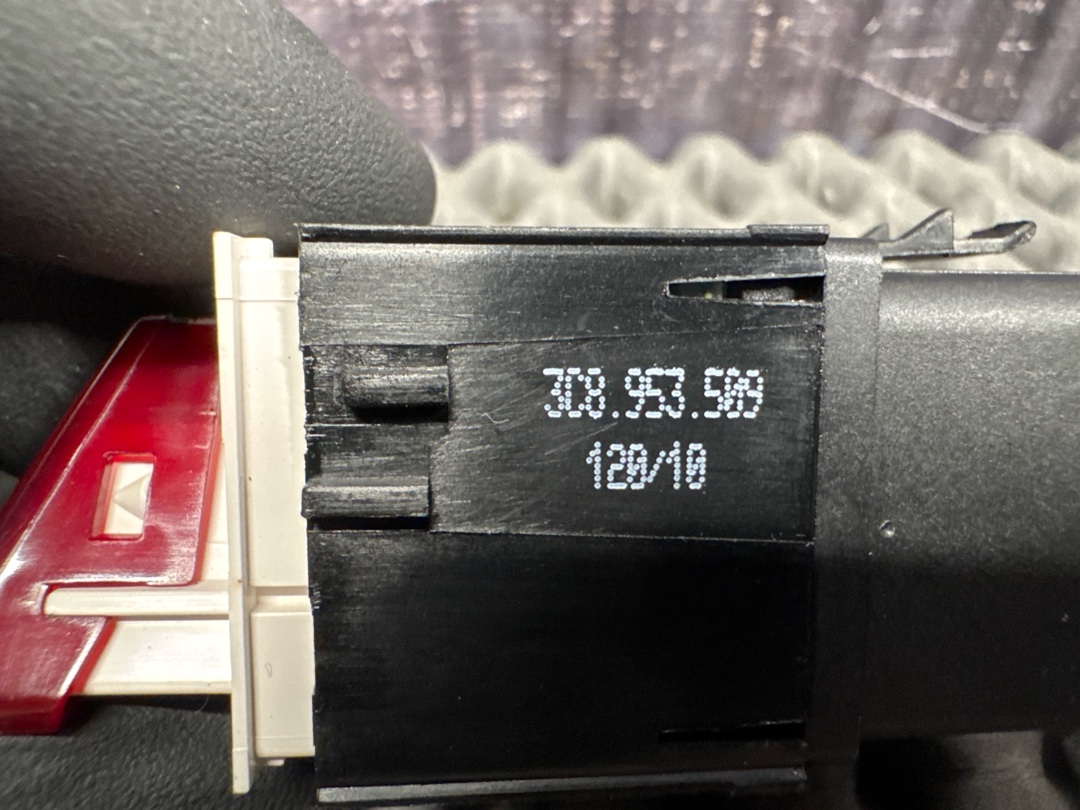 Кнопка аварийной остановки, 890 рублей, Красноярск