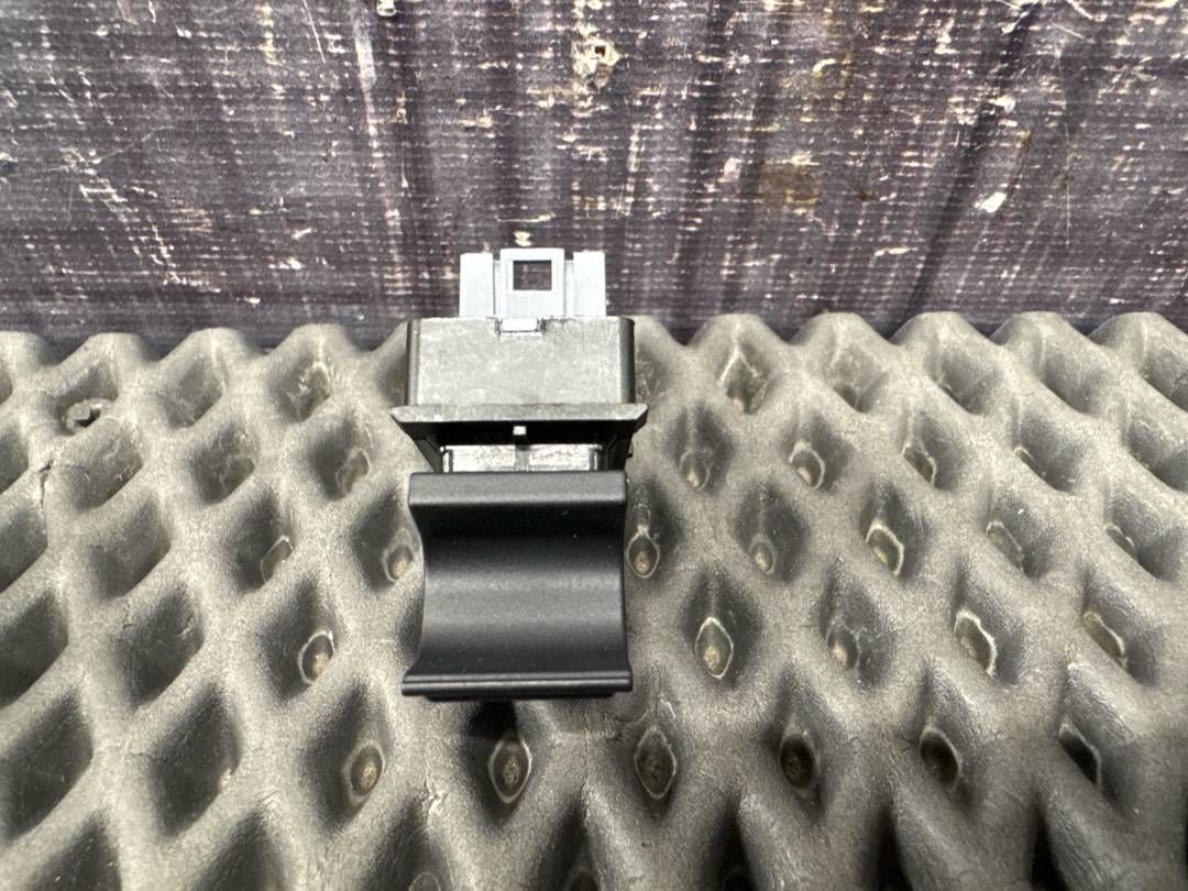 Кнопка стеклоподъемника, 730 рублей, Красноярск