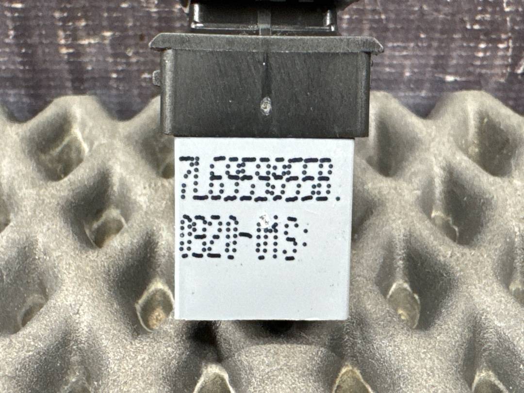 Кнопка стеклоподъемника, 730 рублей, Красноярск