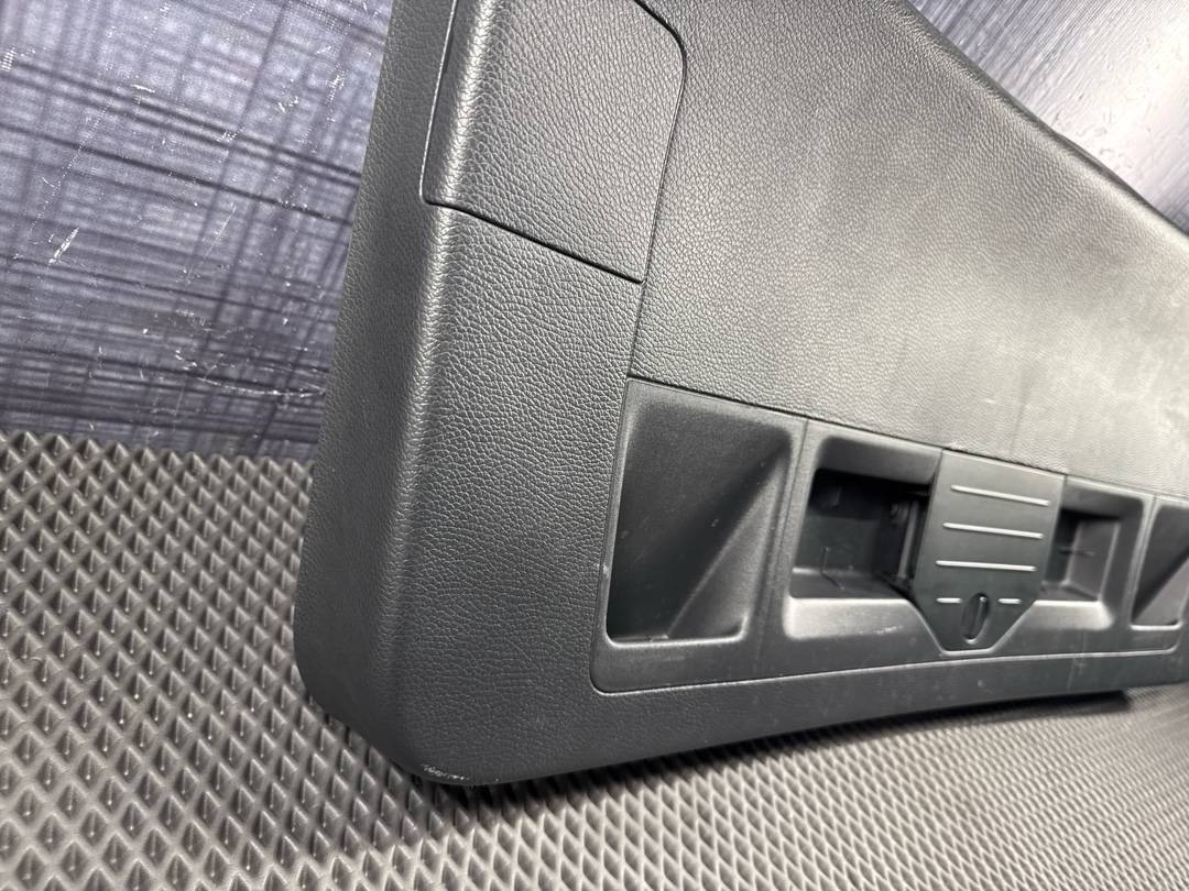 Обшивка крышки багажника, 1880 рублей, Красноярск