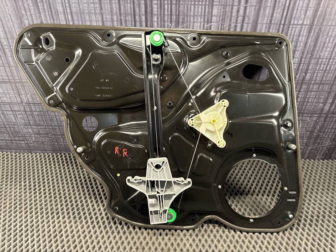 Стеклоподъемник, 1730 рублей, Красноярск