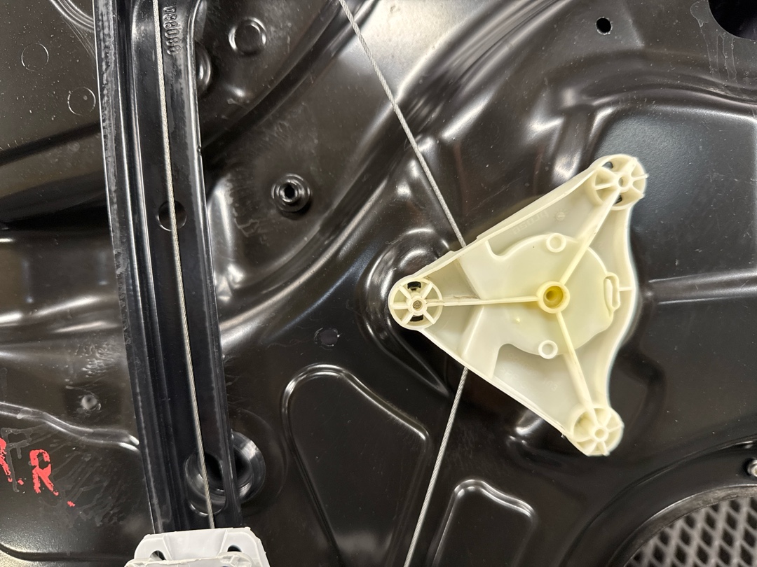 Стеклоподъемник, 1730 рублей, Красноярск