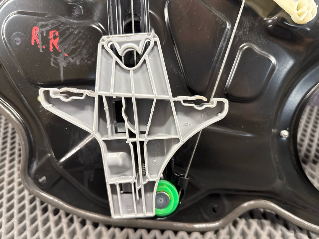 Стеклоподъемник, 1730 рублей, Красноярск