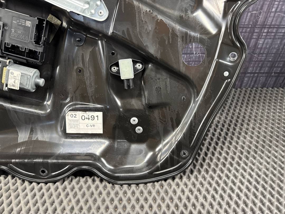 Стеклоподъемник, 2860 рублей, Красноярск