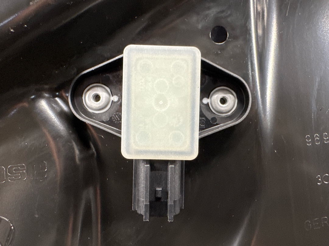 Стеклоподъемник, 2860 рублей, Красноярск