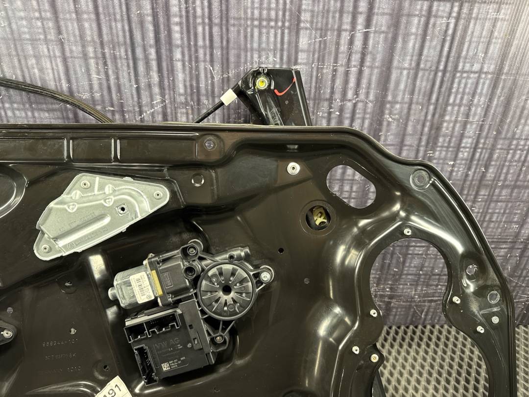 Стеклоподъемник, 2860 рублей, Красноярск