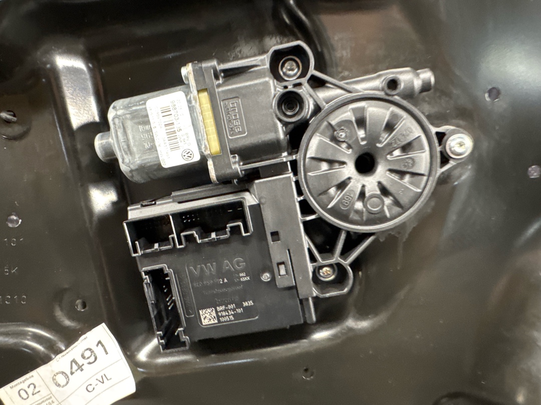 Стеклоподъемник, 2860 рублей, Красноярск