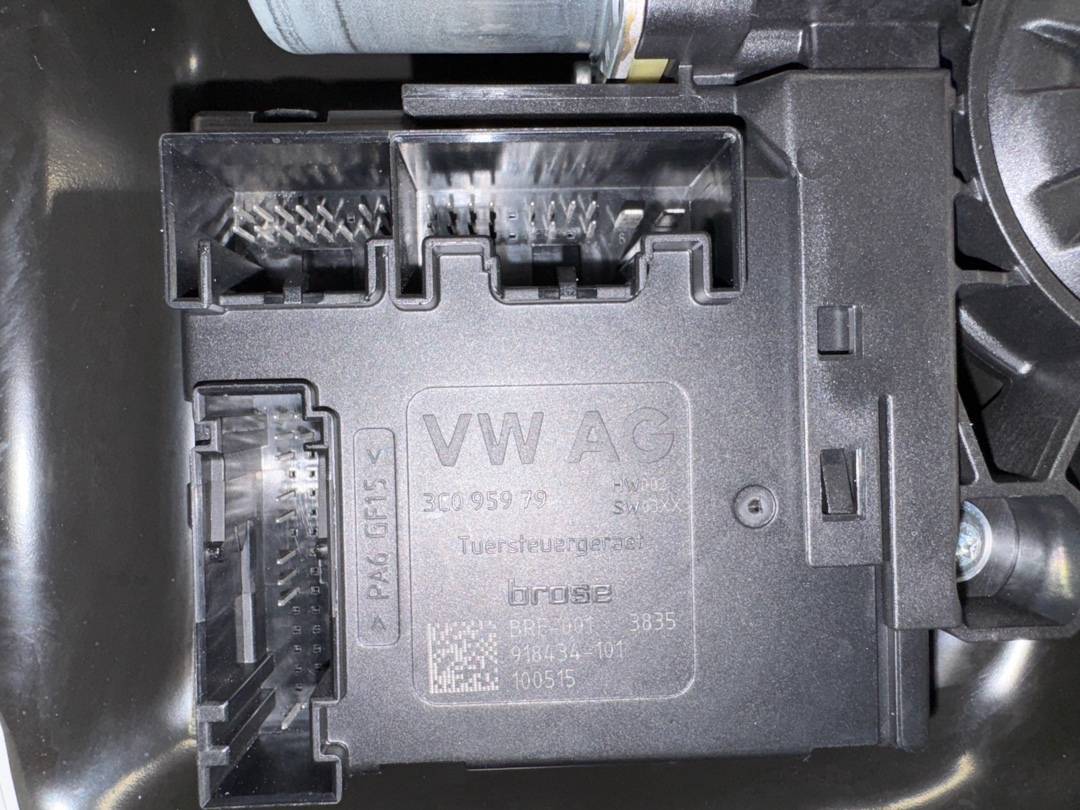 Стеклоподъемник, 2860 рублей, Красноярск