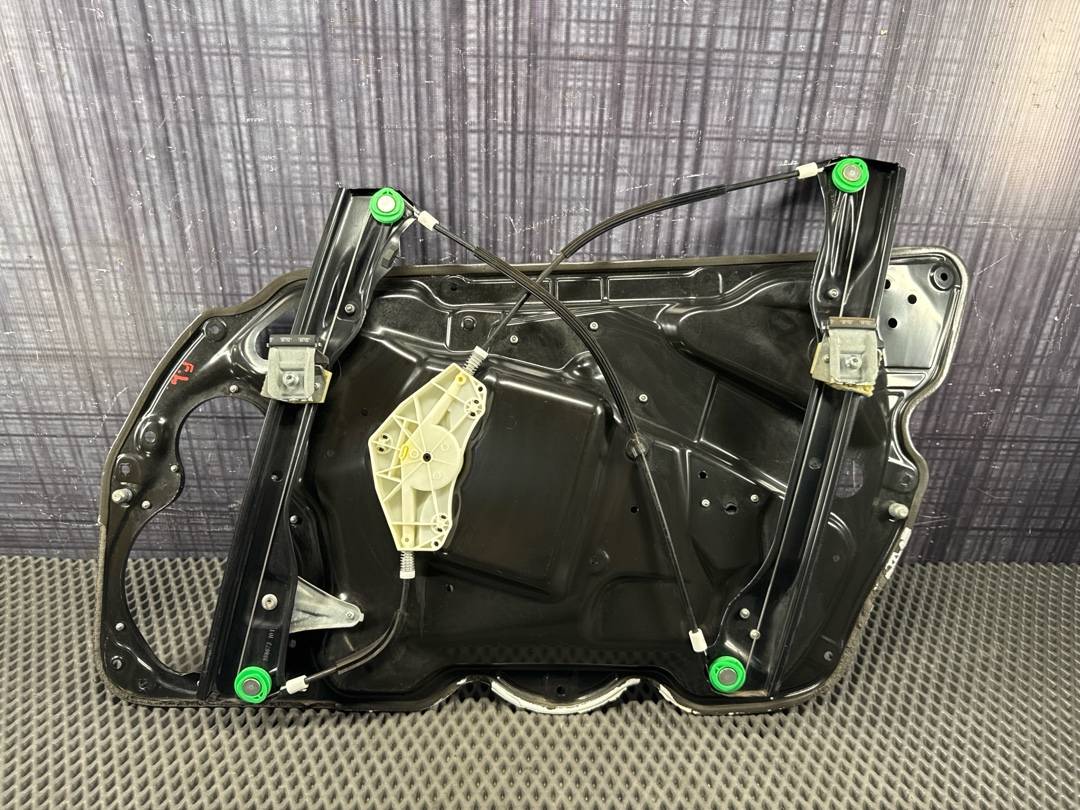 Стеклоподъемник, 2860 рублей, Красноярск