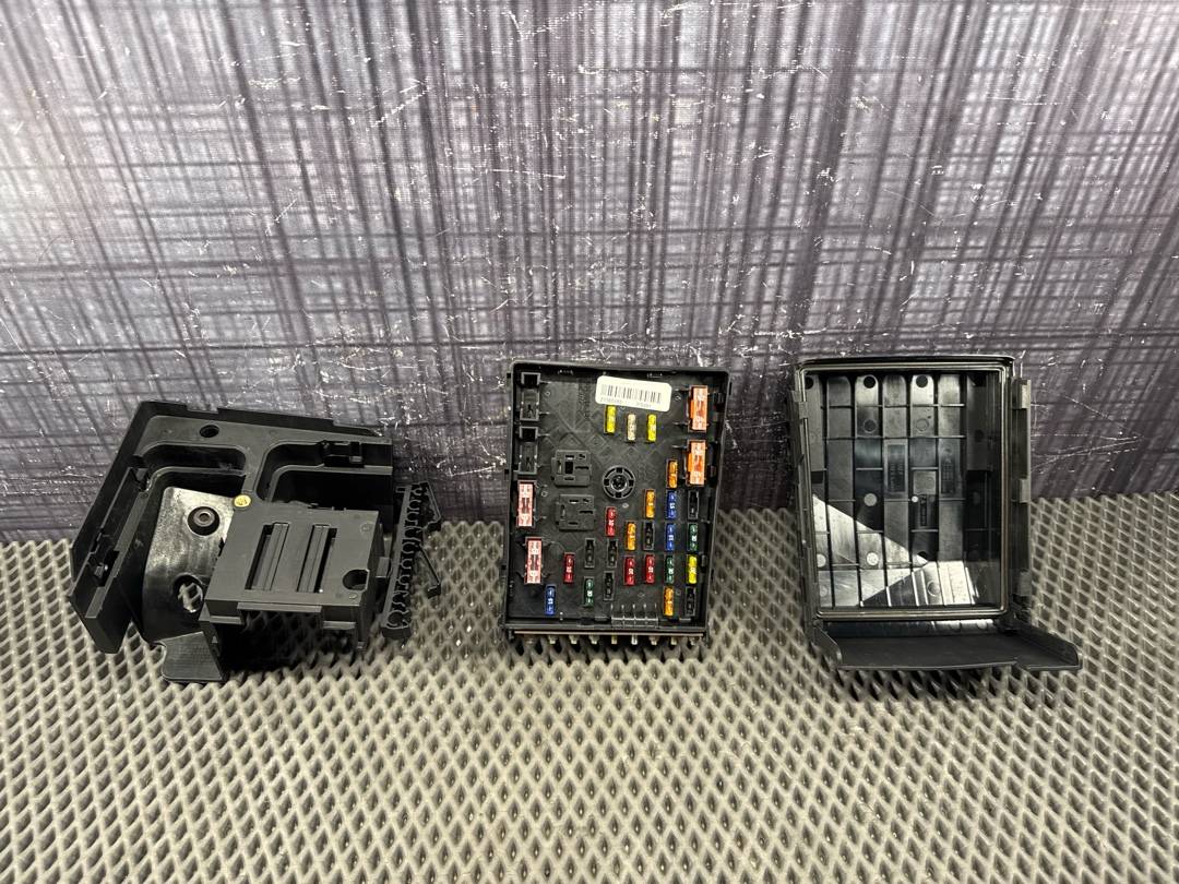 Блок предохранителей, 2120 рублей, Красноярск