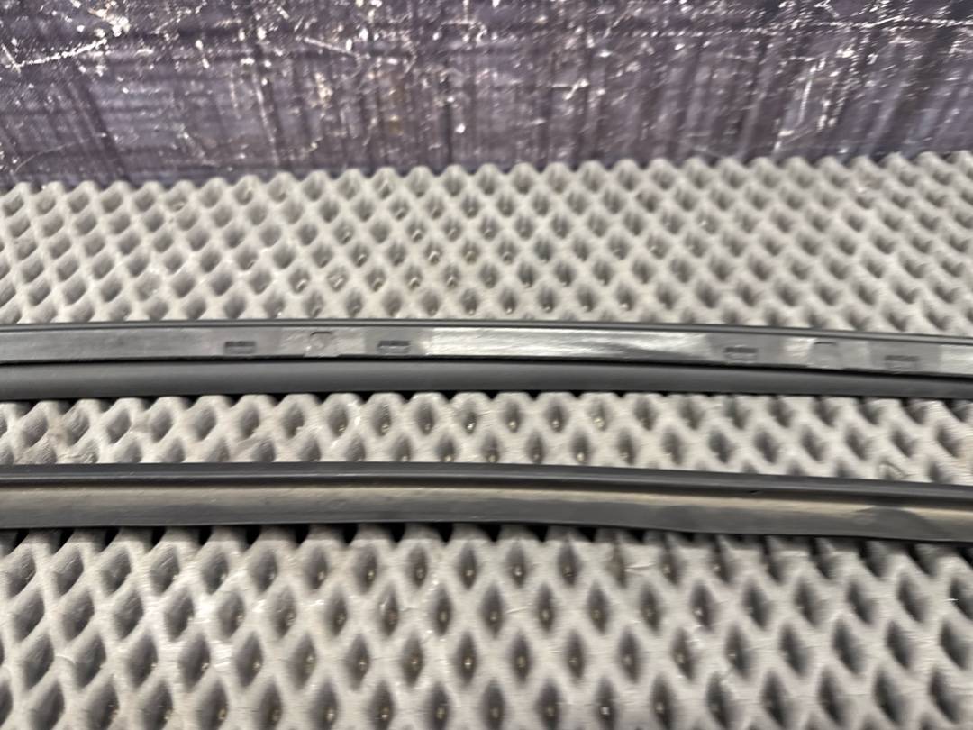 Молдинг лобового стекла, 970 рублей, Красноярск