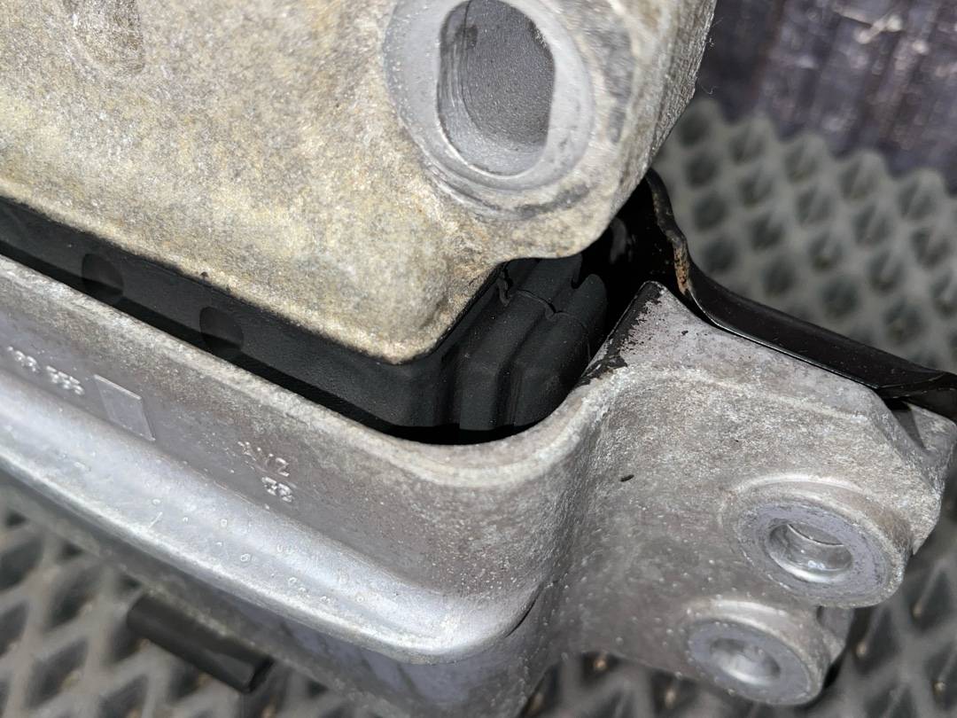 Подушка КПП, 3940 рублей, Красноярск