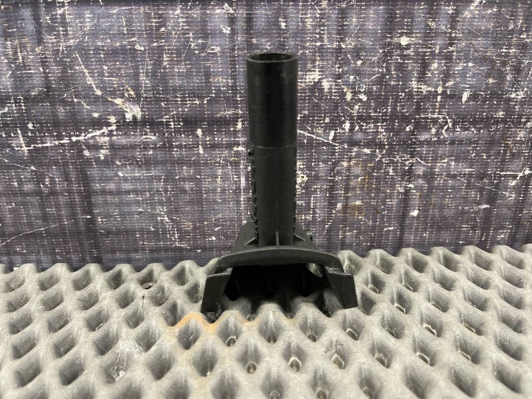 Направляющая замка лючка бензобака, 980 рублей, Красноярск