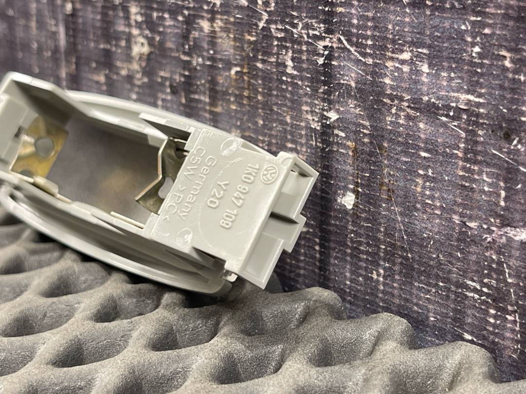 Плафон салона, 360 рублей, Красноярск