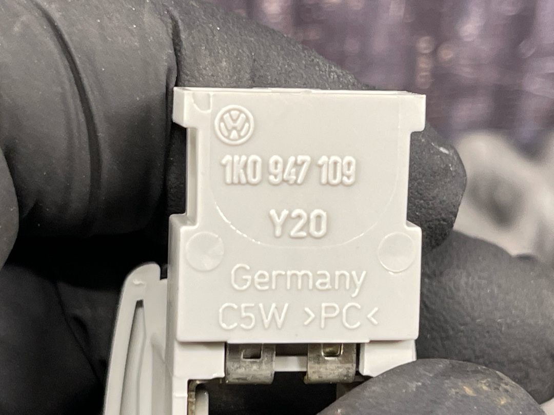 Плафон салона, 360 рублей, Красноярск