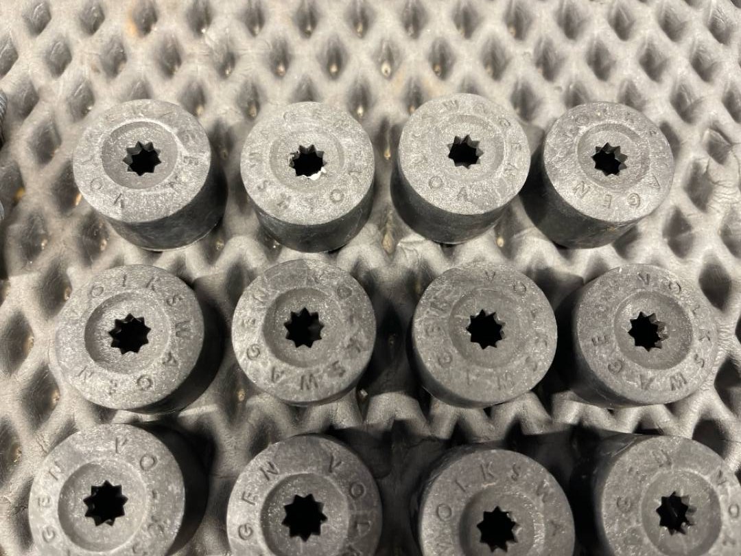 Комплект колесных болтов, 3760 рублей, Красноярск