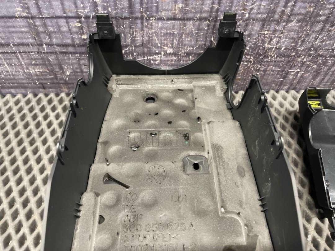 Кожух рулевой колонки, 1420 рублей, Красноярск