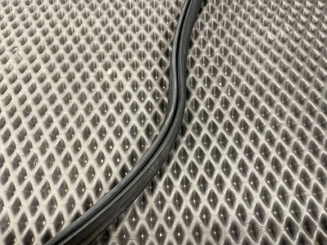 Подкапотный уплотнитель, 920 рублей, Красноярск