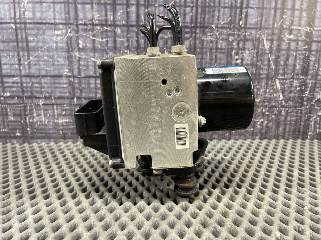 Блок ABS, 8210 рублей, Красноярск