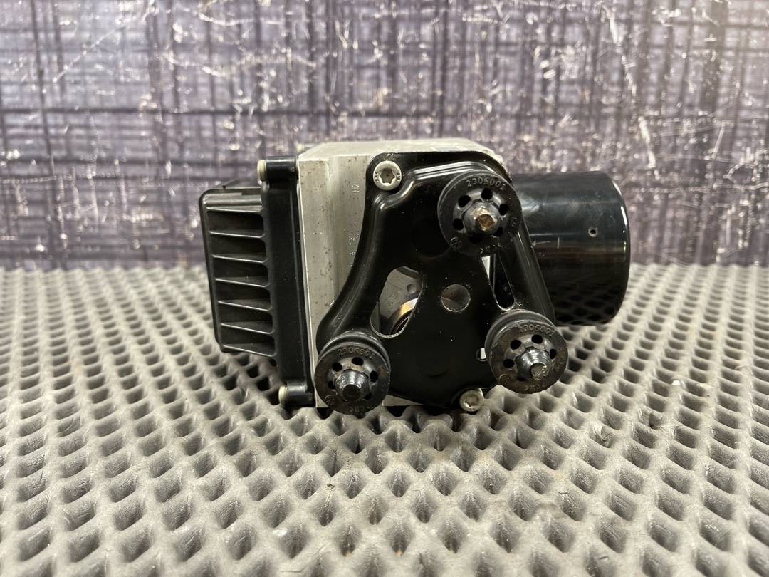 Блок ABS, 8210 рублей, Красноярск