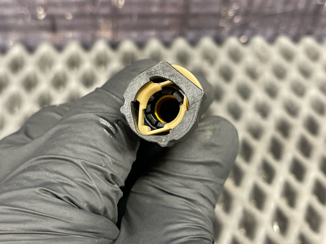 Клапан вентиляции топливного бака, 3730 рублей, Красноярск