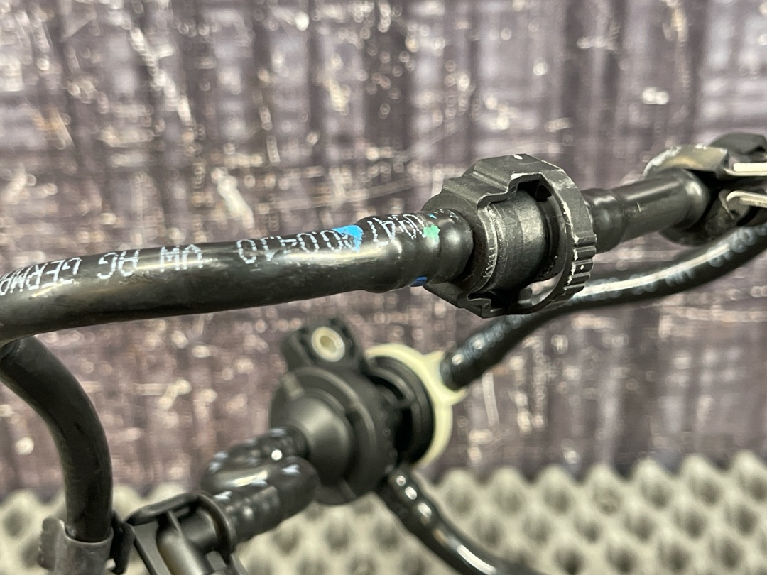 Клапан вентиляции топливного бака, 3730 рублей, Красноярск