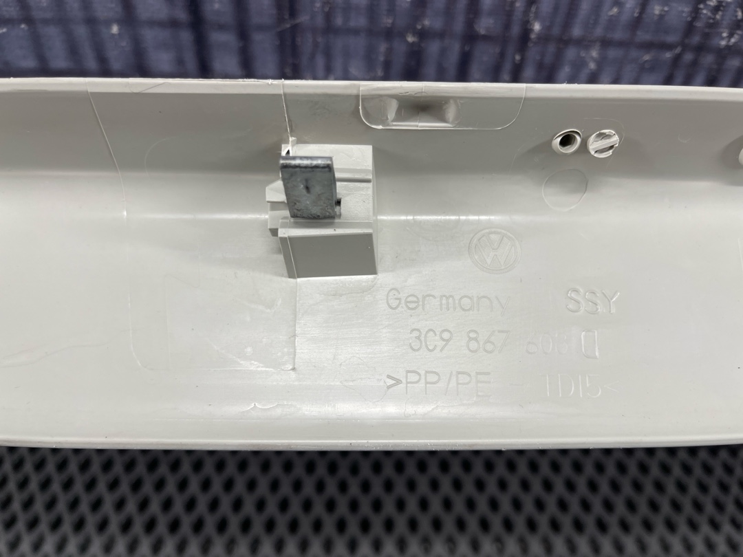 Обшивка крышки багажника, 670 рублей, Красноярск